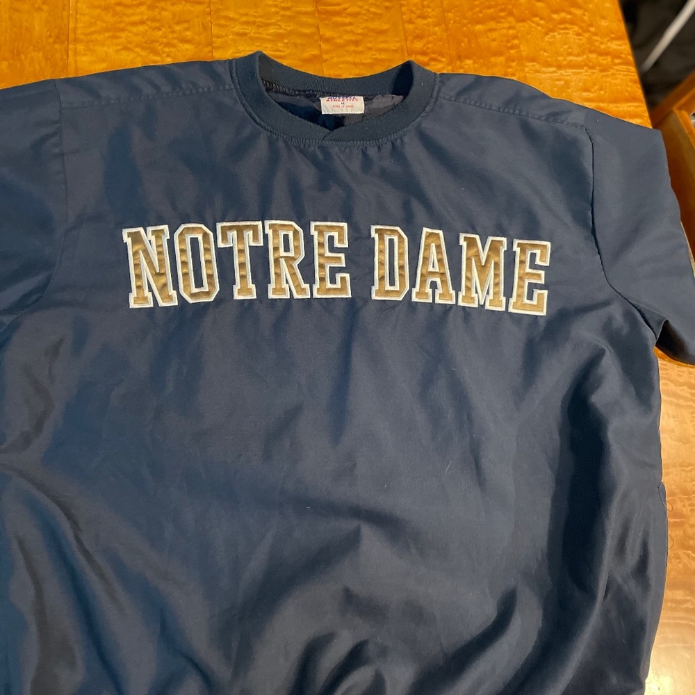 Men’s Notre Dame sweatshirt Lot golf windbreaker/ pullover and crew neck